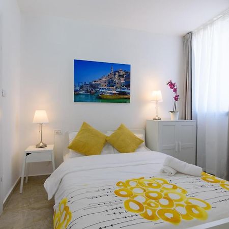 Studio & Apartments On The Beach By Aspentlv Tel Aviv Exterior photo